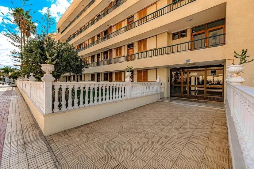Tenerifeopenhome Bright Penthouse On The Beach Los Cristianos Arona  Extérieur photo