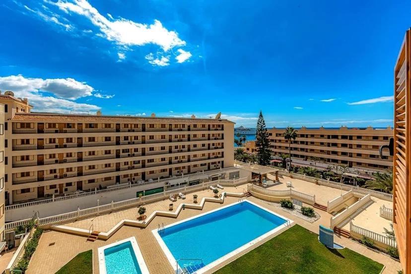 Tenerifeopenhome Bright Penthouse On The Beach Los Cristianos Arona  Extérieur photo