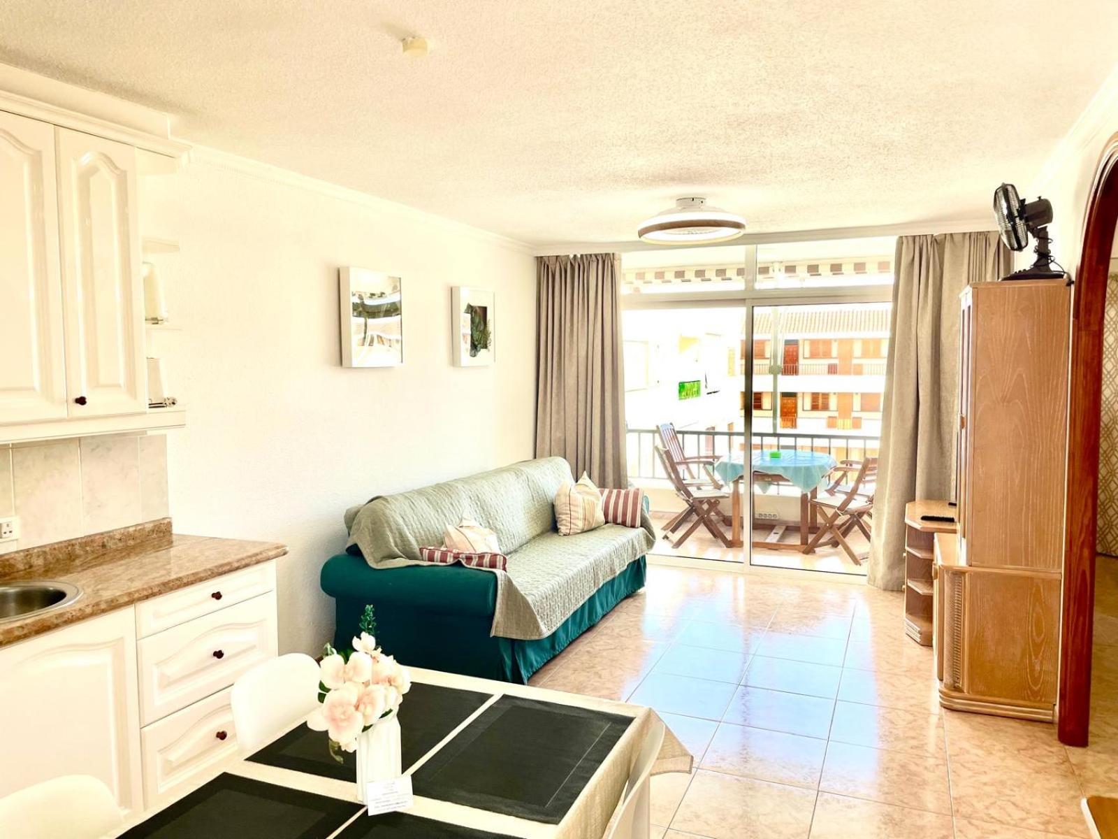 Tenerifeopenhome Bright Penthouse On The Beach Los Cristianos Arona  Extérieur photo